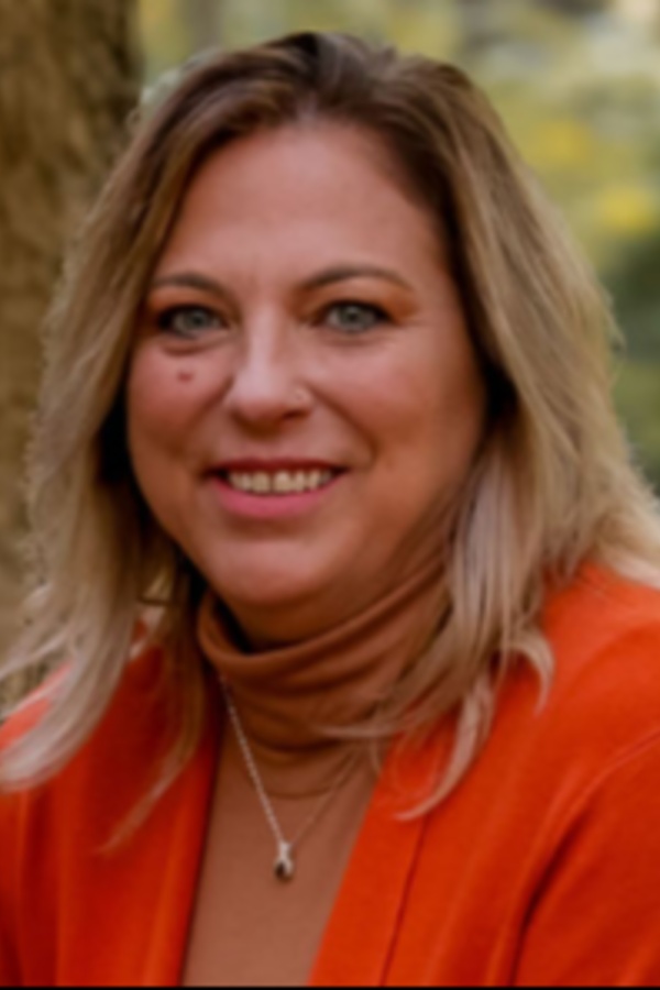 Cruise Brothers Travel Agent Janet Preston